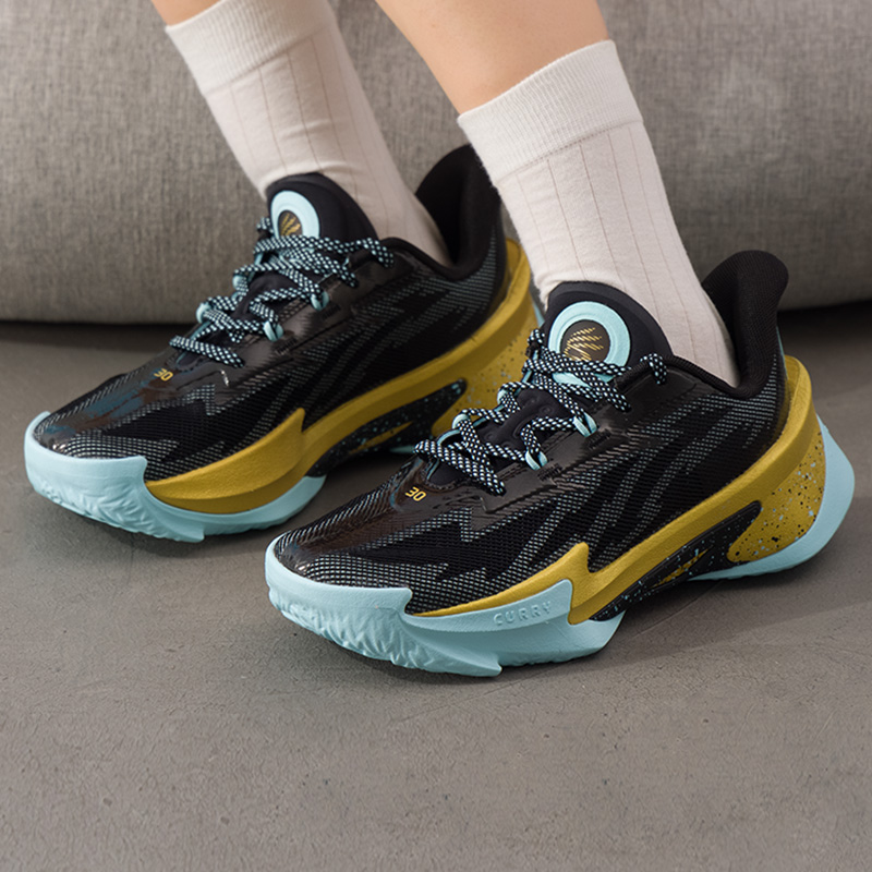 Under Armour Men's Basketball  - Men Shoes Under Armour avaliação e preço